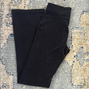 Lululemon Charcoal Ribbed Flare Pants Size 4